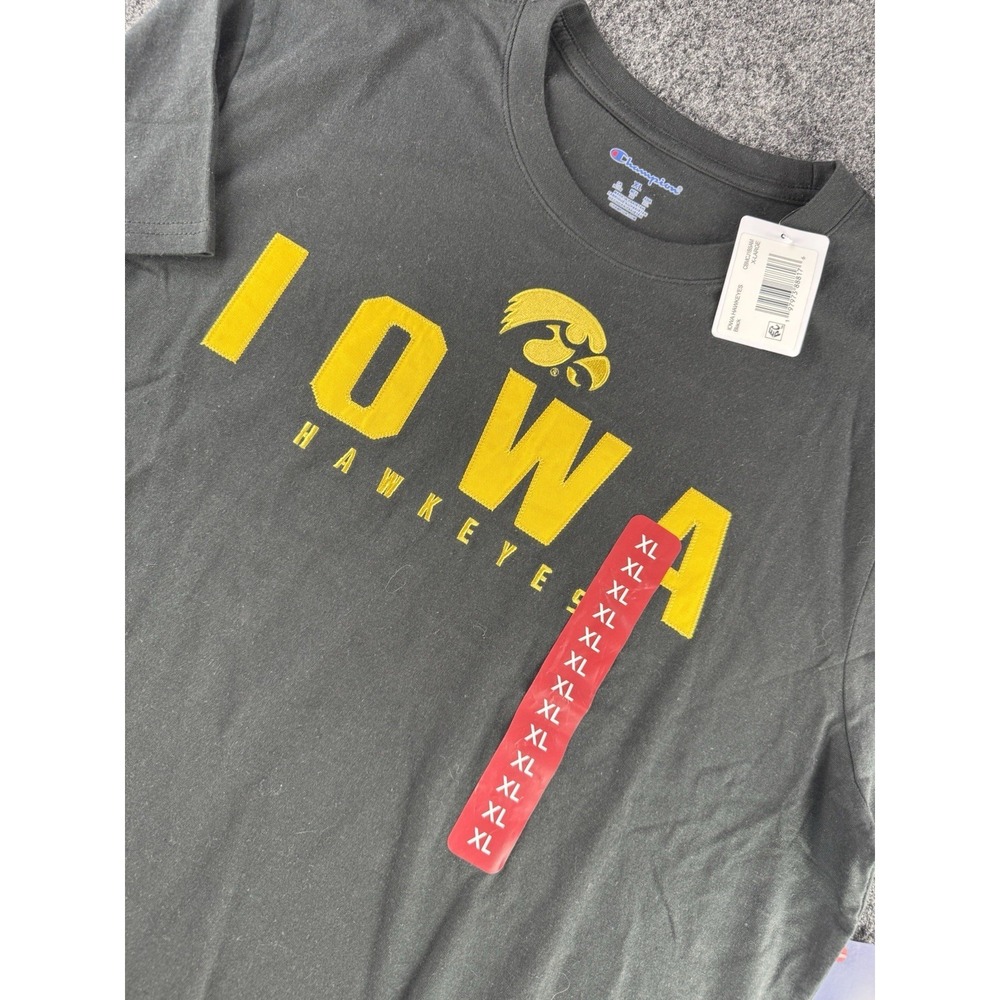 Champion Iowa Hawkeyes T Shirt Mens XL Black NCAA Logo NWT